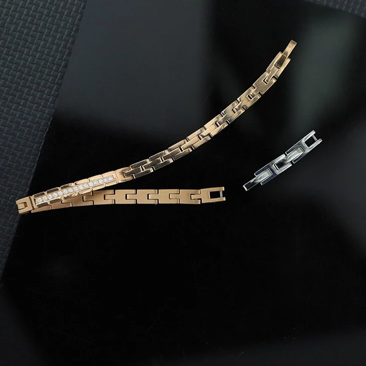 Geometric Link Zircon-Set Stainless Steel Bracelet high quality Geometric Link Zircon-Set Stainless Steel Bracelet high quality
